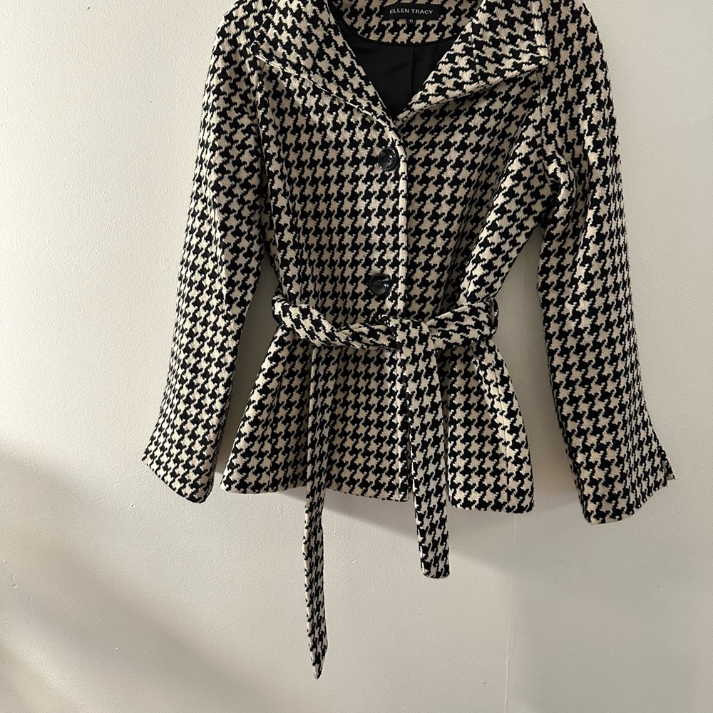 Ellen Tracy Wool Blend Houndstooth
Peacoat Size 10 - Picture 2 of 8
